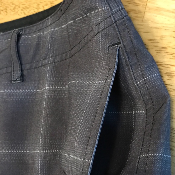 2 pair Ocean Current shorts - Picture 4 of 14